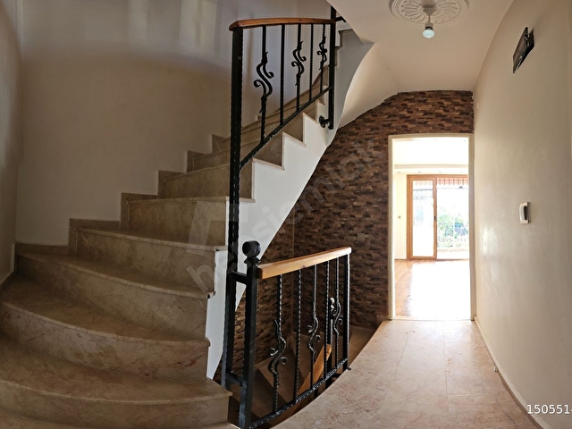 R82- ÇİĞLİ YURTKENT SİTESİNDE FIRSAT TRİPLEKS VİLLA !!! - Görsel 14