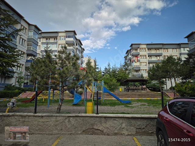 BATIKENT METRO YAKININDA SİTE İÇİNDE FUL YAPILI KİRALIK DAİRE