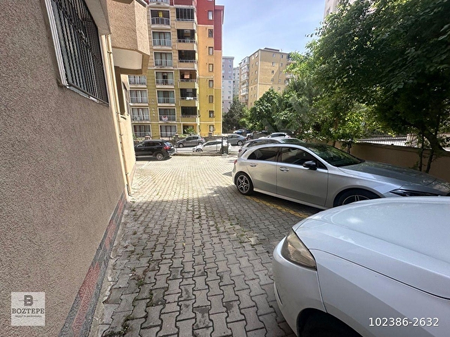 NEZİH KONUMDA SİTE İÇİ GÜNEY CEPHE OTOPARKLI FERAH ARAKAT 3+1 - Görsel 2