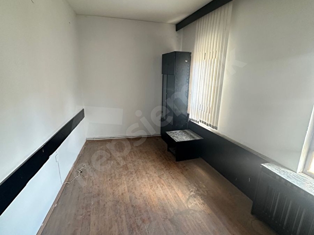 SAKARYA CADDESİ 4 KATTA KOMBİLİ ASANSÖRLÜ 3+1 DAİRE - Görsel 14