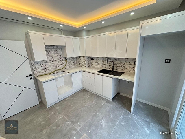 ALAYBEY MAHALLESİ SATILIK 3+1 DAİRE ARA KAT - Görsel 2