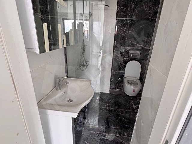 YEŞİLPINAR METRO’YA 1 DK SENNA PARK NET 78 M2 ÖN CEPHE KİRALIK DAİRE - Görsel 8