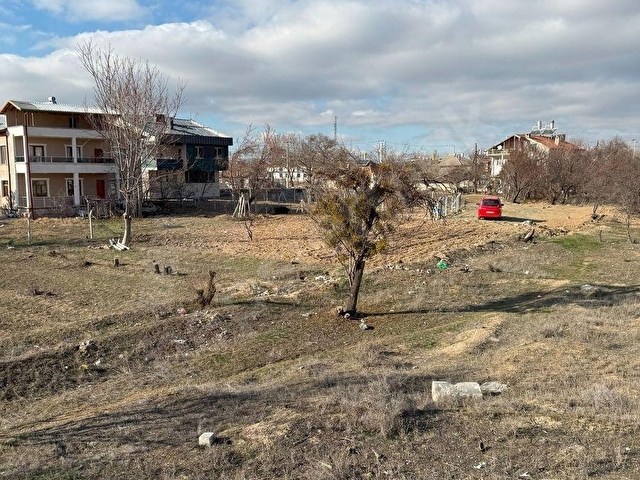 KEMAL KANBER DEN YAYLAPINAR KAŞ CADDESİNDE SATILIK HİSSELİ TAPU - Görsel 5
