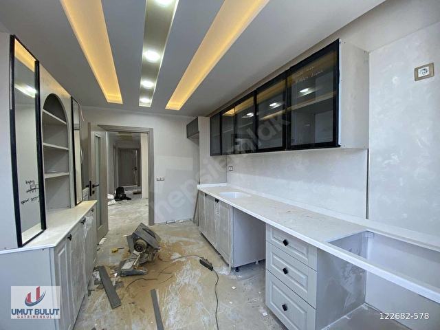 Hayal Park Karşısı Çok Geniş İçerisi Full Yeni Yapılı