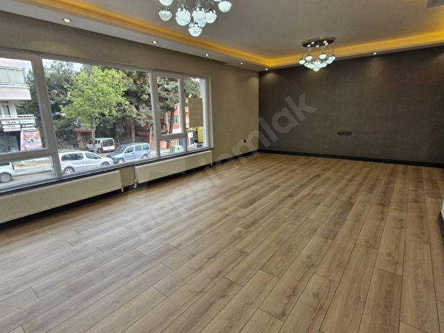 SOYLU GAYRİMENKULDEN DİKMEN CADDESİ ÜZERİNDE 140M2 3+1 1. KAT FULL YAPILI LÜKS SATILIK DAİRE - Görsel 8