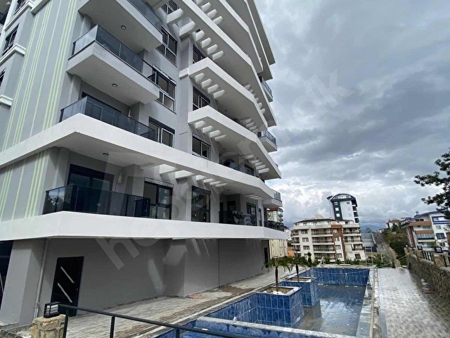AVSALLARDA DENİZE 2 KM MESAFEDE 1+1 DAİRE