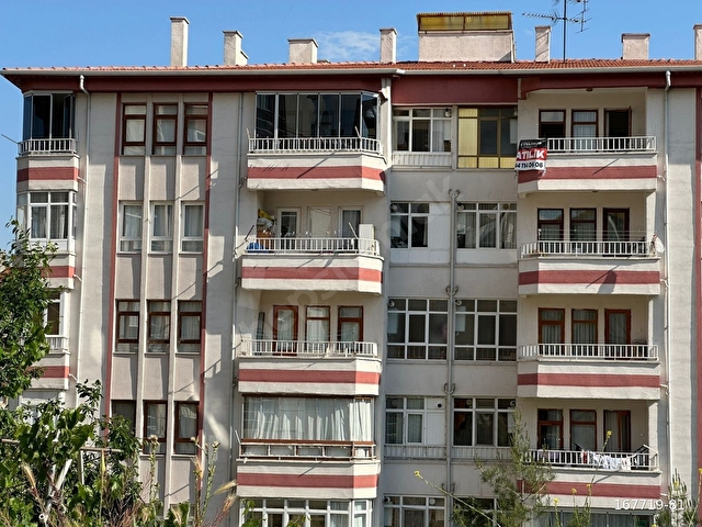 HACIKARA MAH.GÜRPINAR SİTESİNDE SATILIK 3+1 DAİRE
