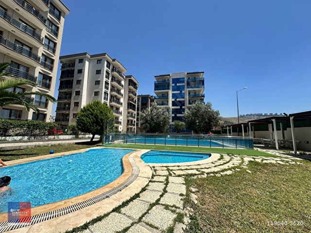 Çiğli Site İçerisinde Eşyalı Havuzlu Geniş Satılık 2+1 Daire - Görsel 3