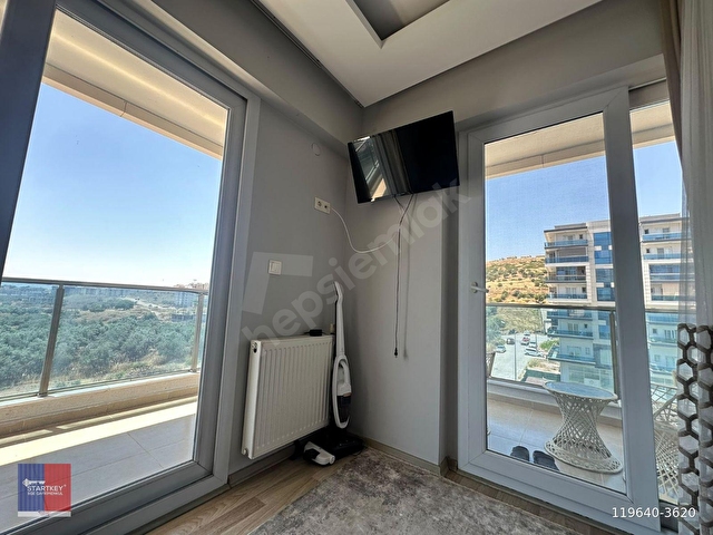 Çiğli Site İçerisinde Eşyalı Havuzlu Geniş Satılık 2+1 Daire - Görsel 24