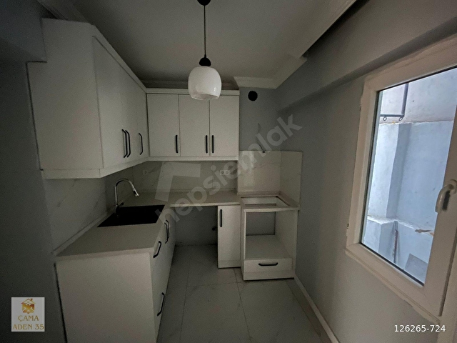 Mithatpaşa Caddesi Üzerinde 3+1 Asansörlü Ön Cephe Kiralık Daire - Görsel 8