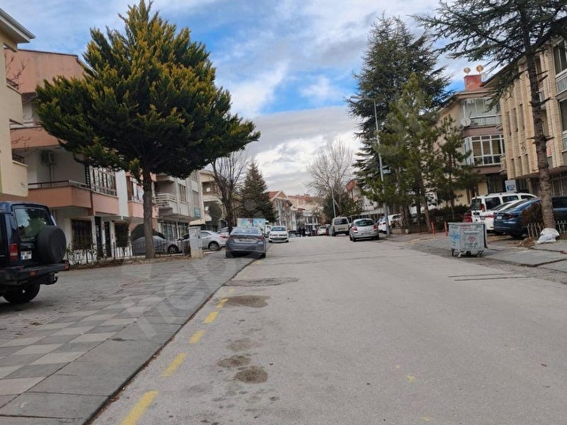 DİKMENDE ÇETİN EMEÇ VE BALGATA YAKIN KONUMDA 3+1 KOMBİLİ KATTA 115 M2 SATILIK DAİRE - Görsel 29