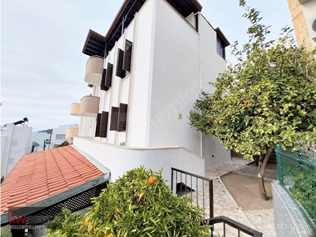 GÜLLÜKTE 3+2 DENİZ MANZARALI SAHİLE 70 M.İKİZ VİLLA - Görsel 2