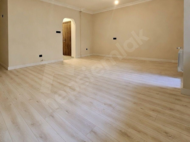 ŞAŞKINBAKKAL YALI PARSELİNDE MUHTEŞEM BAHÇELİ 80M2 NET 2+1 - Görsel 2