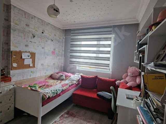 NAR GYMDEN GÜZELBAHÇE MH. DÜZKENT SİTESİNDE SATILIK 3+1 DAİRE - Görsel 13