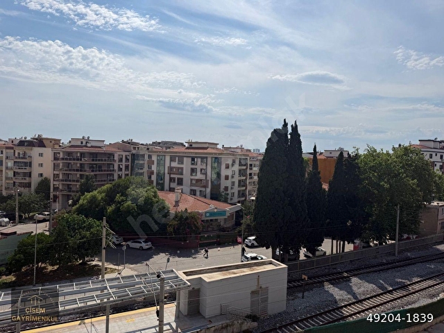 Karşıyaka Demirköprüde Full Eşyalı Kiralık Lüx Köşe Daire - Görsel 2