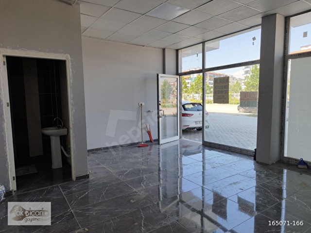 Karatay Hamzaoğlu parkı karşısında kiralık dükkan 50 m² cepheli - Görsel 12