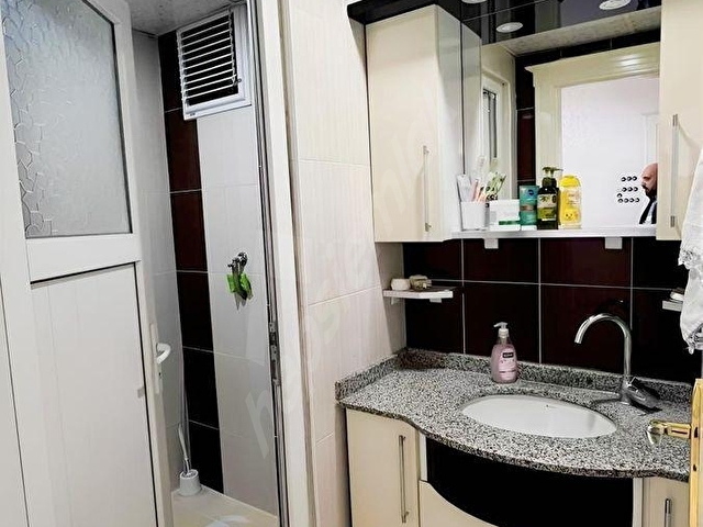 ÖZ YAŞAMALIDAN GÜNEYKENTTE GENİŞ OTURUM 3+1 SATILIK DAİRE - Görsel 24