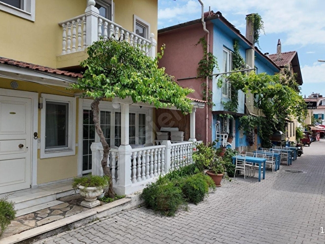 GÖCEK ÇARŞI MERKEZDE HAVUZLU MUHTEŞEM VİLLA - Görsel 24