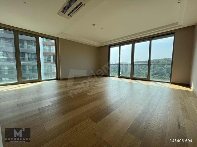 VADİSTANBUL TERAS 3+1 KÖŞE ORMAN CEPHE SATILIK GÜNCEL YETKİLİ