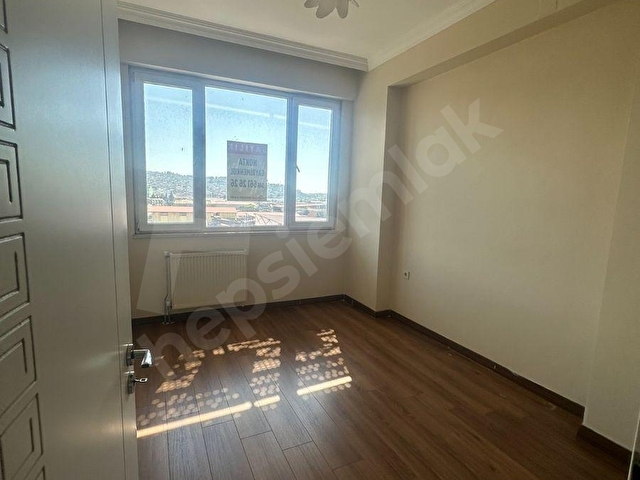 ALİ DİK GAYRİMENKUL’DEN KİRALIK SİTE İÇİ DOĞALGAZLI DAİRE - Görsel 9