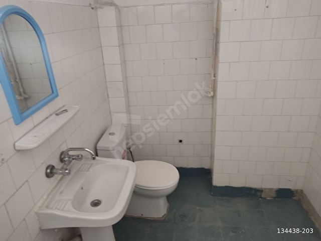 YENİ MAHALLEDE ÖZEL İDARE LOJMANLARINDA 2+1 GENİŞ DAİRE - Görsel 14