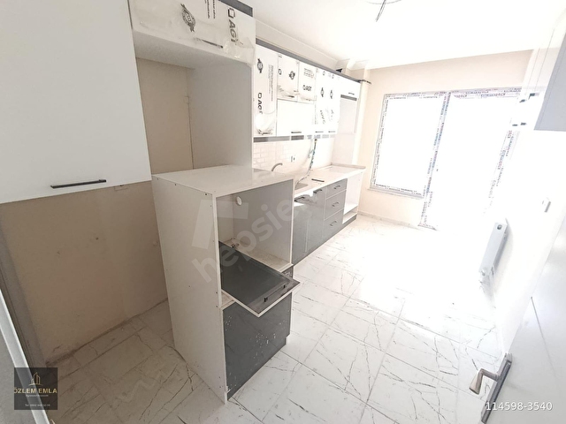 ÖZLEM DEN KURTULUŞ CADDESİNE CEPHE 3+1 ÖN CEPHE KİRALIK DAİRE - Görsel 3