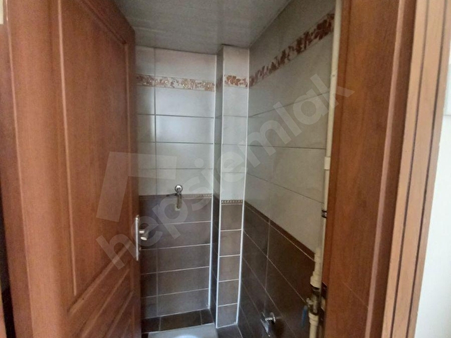 ADA EMLAK DAN HASTAHANE METRO YAKINI FUL + FUL YAPILI ASANSÖRLÜ  KİRALIK 3+1 DAİRE - Görsel 30