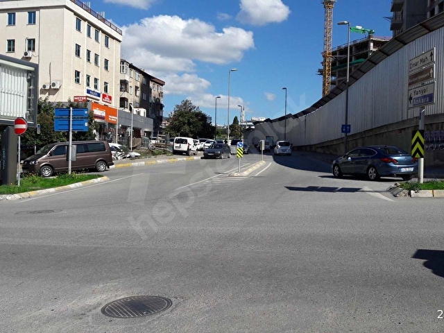 ATATÜRK CADDESINE 1. PARALEL NIDA KÜÇÜKYALI 65M² DÜKKAN