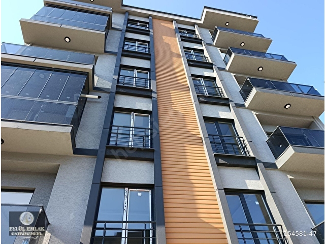 EYLÜL EMLAKTAN HAVUZLU 1+1 LÜKS DAİRE - Görsel 3