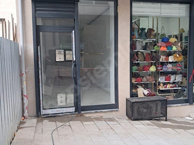 Güngören Belediyesi Yani Yeni Bina 35m2 satılık Dükkan