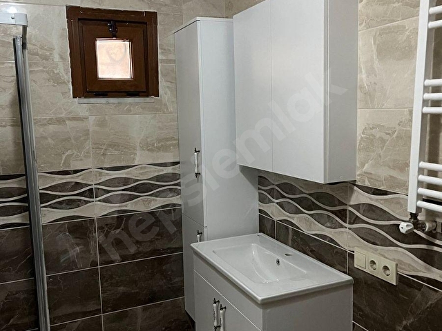 Sancaktepe Sarıgazi Atatürk Mah.Kiralık 2+1 Daire Ayrı Mutfaklı - Görsel 13