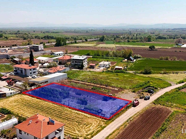 REMAX MİD DEN KÜÇÜK BOSTANCIDA 1300 M² VİLLA İMARLI ARSA - Görsel 6