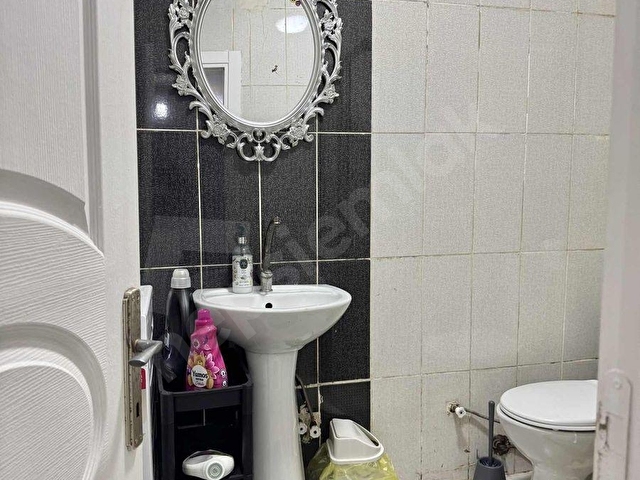 ÇAĞLAYANDA SATILIK 1+1 YATIRIMLIK DAİRE - Görsel 11