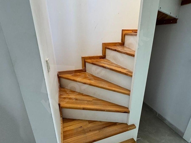 TOWNİA EVLERİNDE TERASLI ÇATI DUBLEKS KİRALIK DAİRE - Görsel 12