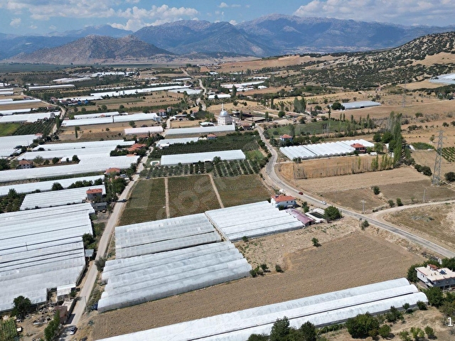 ELMALI KIZILBEL MEVKİNDE 3.000 m² YÜKSEK  BAKIMLI SERA SATILIKTIR. - Görsel 19