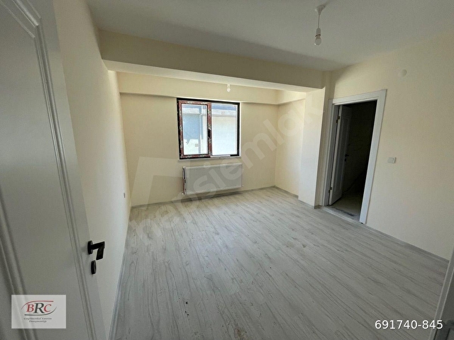 Çanakkale Biga Sakarya Mah. YeniYaka Mevkiinde Kiralık 3+1 Daire - Görsel 23