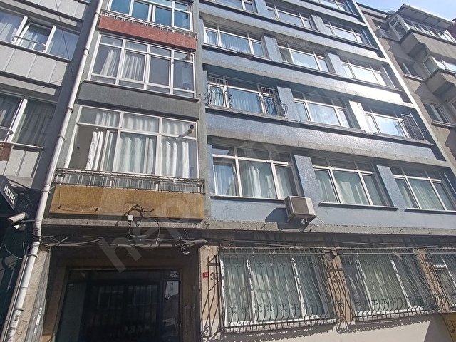 HORHOR CAD.ÜZERİ 3+1 110 M2 MASRAFSIZ ASANSÖRLÜ MASRAFSIZ DAİRE