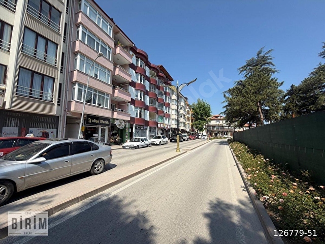 BİRİMDEN SATILIK FULL YAPILI GENİŞ ASANSÖRLÜ DAİRE ANITTA BELEDİYE PARKIN KARŞISI - Görsel 2