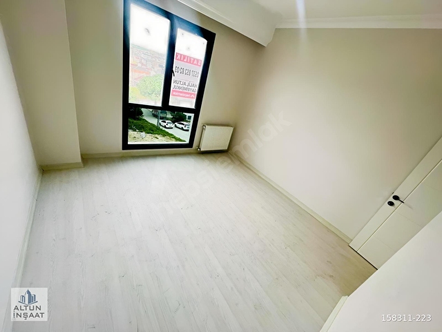 ARNAVUTKÖY KARLIBAYIR MAH EMİNEVİME UYGUN 2+1 ARAKAT LÜX DAİRE - Görsel 15