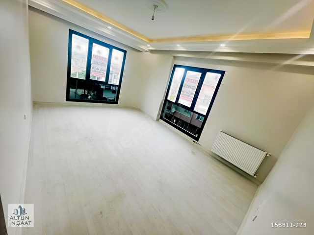 ARNAVUTKÖY KARLIBAYIR MAH EMİNEVİME UYGUN 2+1 ARAKAT LÜX DAİRE - Görsel 3