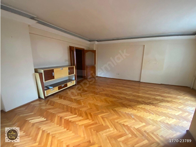 KADIKÖY ERENKÖY DE KİRALIK DAİRE 3+1 140 M2 BALKONLU BOŞ - Görsel 19
