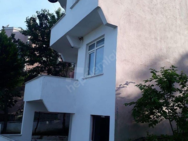 Tekirdag Barbaros Mevkinde Acil Satilik 3 Katli Mustakil Bahceli 8709 978 Hurriyet Emlak