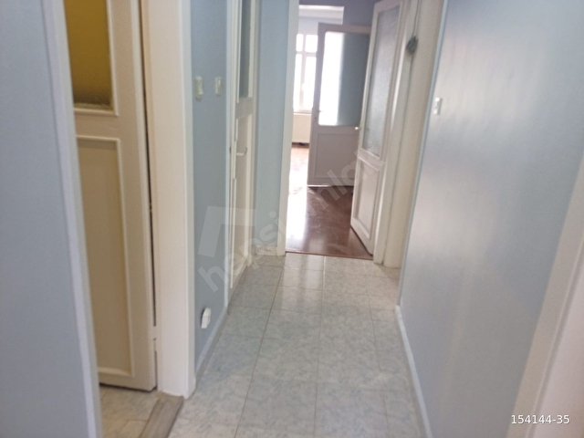 ÜSKÜDAR VALİDEİ ATİKTE BAKIMLI GENİŞ DAİRE 40 BİN TL - Görsel 6