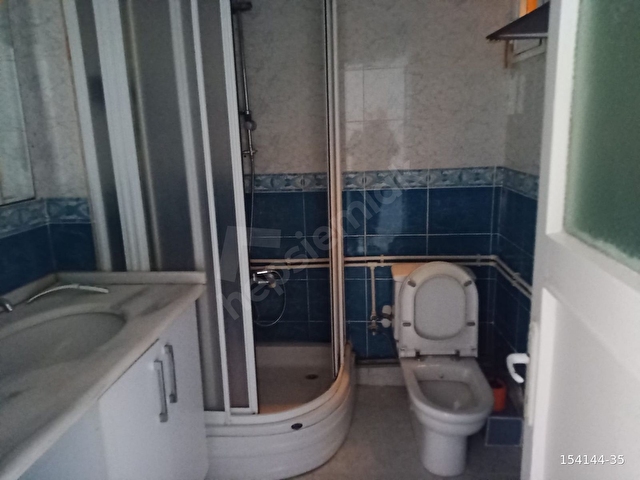 ÜSKÜDAR VALİDEİ ATİKTE BAKIMLI GENİŞ DAİRE 40 BİN TL - Görsel 27
