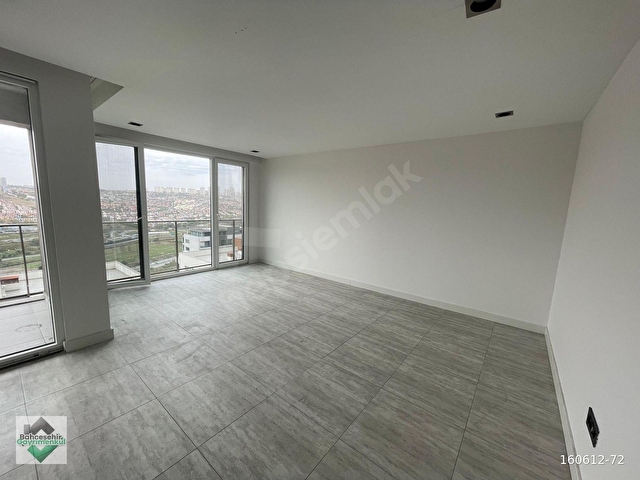 BAHÇEŞEHİR KONAKLARI 1. ETAP ÖNÜ AÇIK 4+1 SATILIK DAİRE - Görsel 30