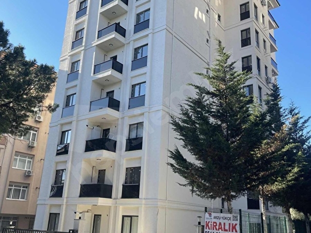 Marmaraya yakın Atalarda Sıfır Binada Kullanışlı 2+1