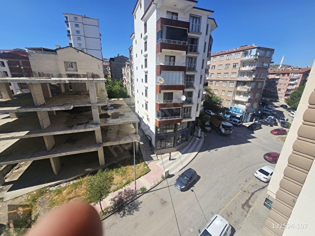 ÇATI EMLAKTAN KİRALIK DAİRE (ŞEHİTİLHANLAR CADDESİNDE) - Görsel 14