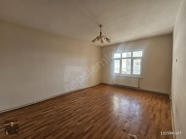 ÇATI EMLAKTAN KİRALIK DAİRE (ŞEHİTİLHANLAR CADDESİNDE) - Görsel 9