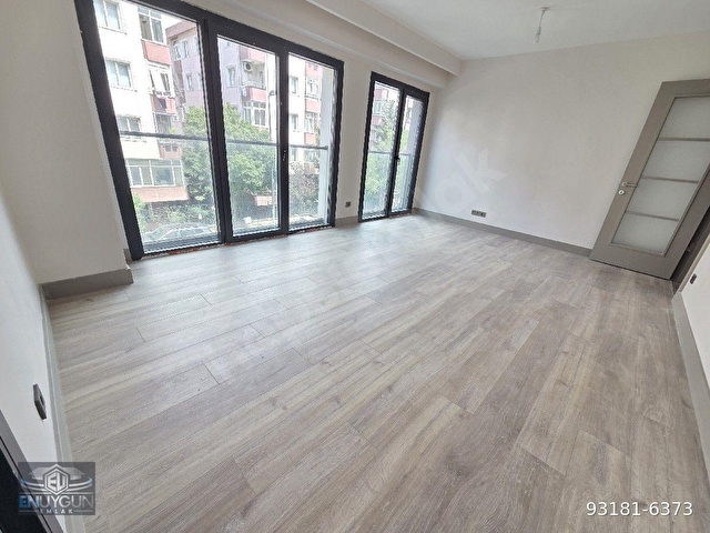 KAPALI OTOPARKLI 7&24 GÜVENLİKLİ LÜKS SİTEDE 3+1 SIFIR ARA KAT DAİRE - Görsel 9