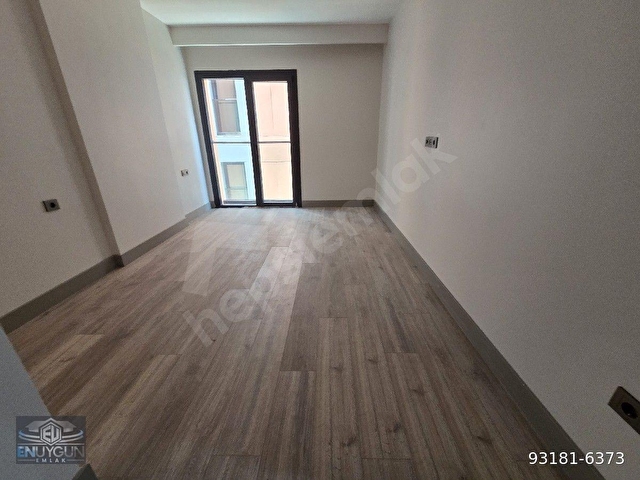KAPALI OTOPARKLI 7&24 GÜVENLİKLİ LÜKS SİTEDE 3+1 SIFIR ARA KAT DAİRE - Görsel 24